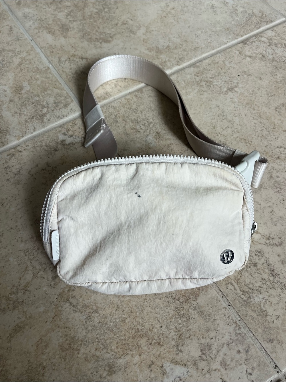 lululemon Cream Waist Pack with Adjustable Strap